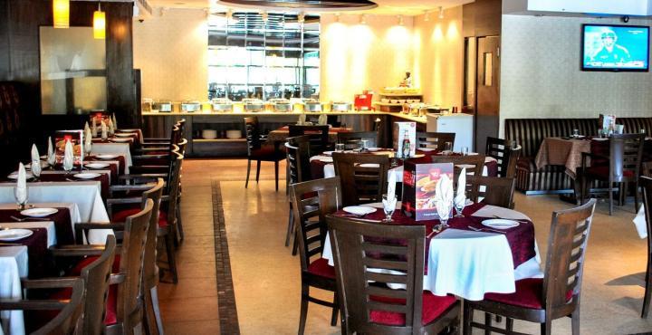 Hotel Klg International Zirakpur Esterno foto