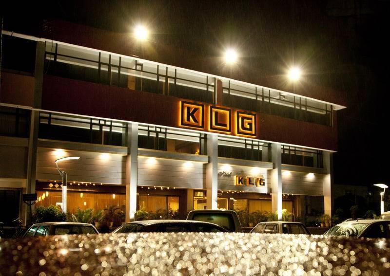 Hotel Klg International Zirakpur Esterno foto